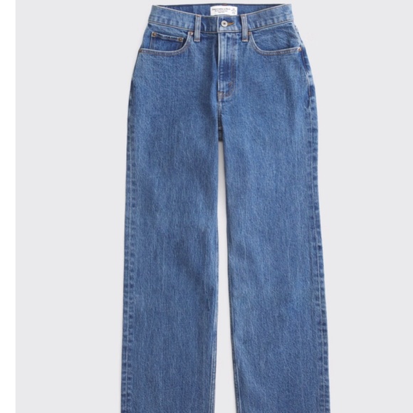 Abercrombie Curve Love High Rise 90s Relaxed Jean - Picture 2 of 9
